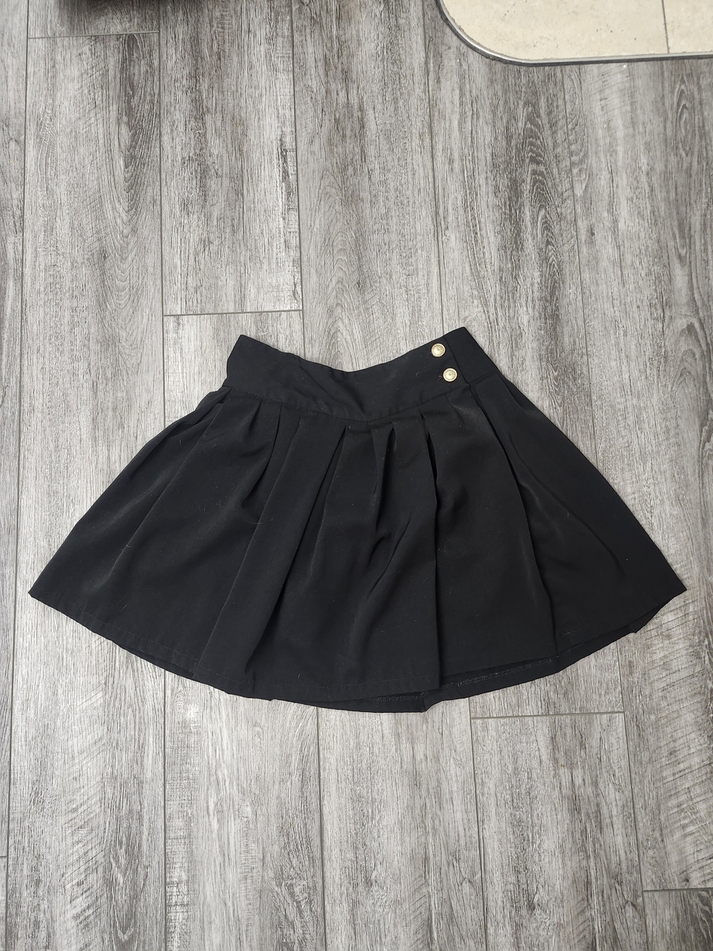 Black Pleated Mini Skirt